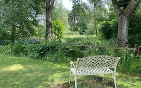 Leverets - Squirrel Lane Lodges Ludlow